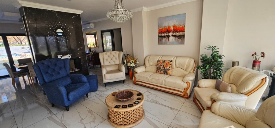 5 Bedroom Property for Sale in The Islands Estates North West